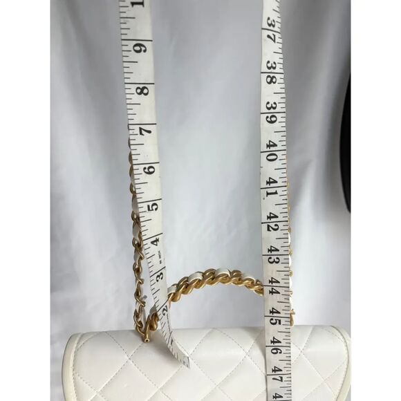 Chanel Timeless Classique Top Handle Leather Bag Quilted Flap White Cream Gold - Picture 11 of 15